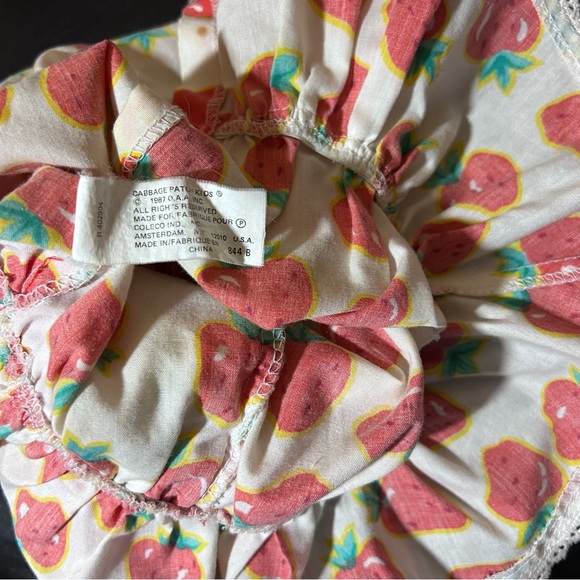 Vintage 1987 Cabbage Patch Kids red/white strawberry dress - Picture 4 of 5